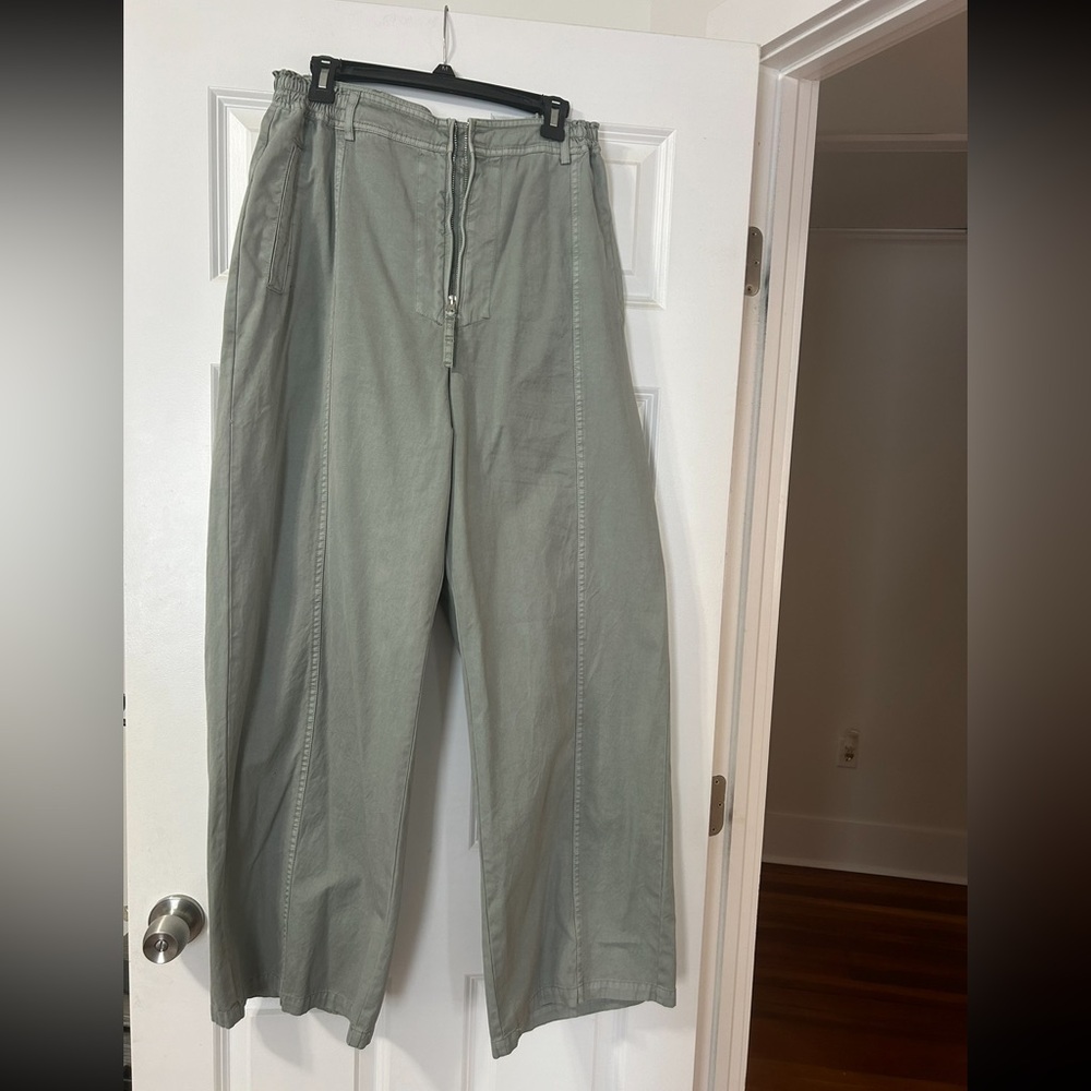 SKIMS Outdoor Woven Pant in Mineral